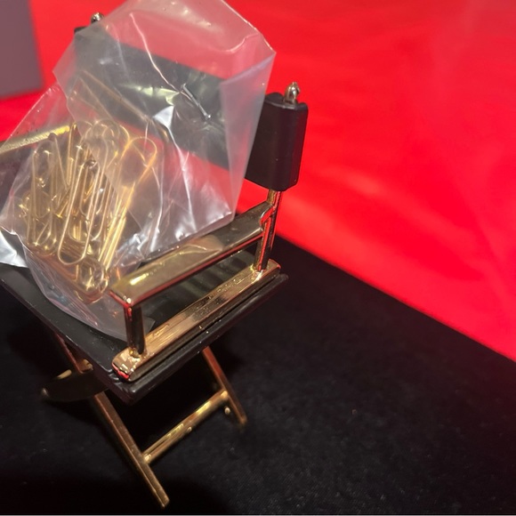 Ambassador Black Magnetic Paper Clip Chair. Brand new with gift box - Picture 2 of 11